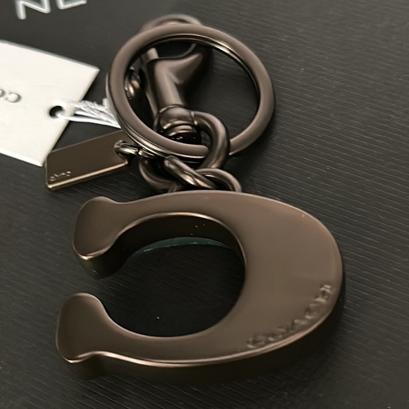 NWT Coach Signature C Letter Logo Metal Inlay bag charm Key Fob Keychain c8813 - Picture 5 of 6
